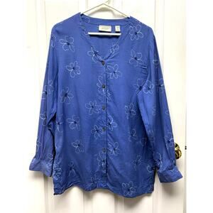 Lord & Taylor 100% Silk Blue Floral Button Blouse Women’s Medium Long Sleeve